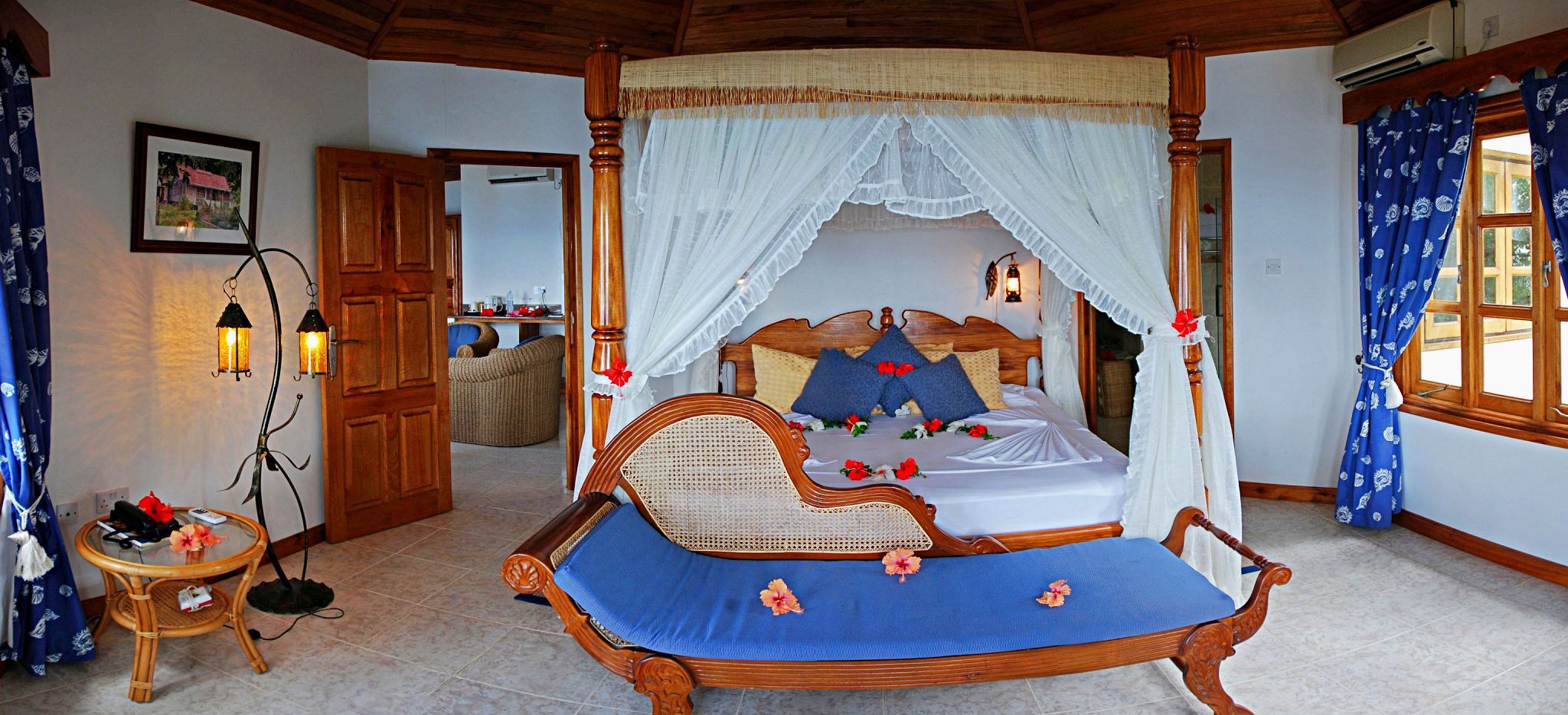 Schlafzimmer der Honeymoon Suite 