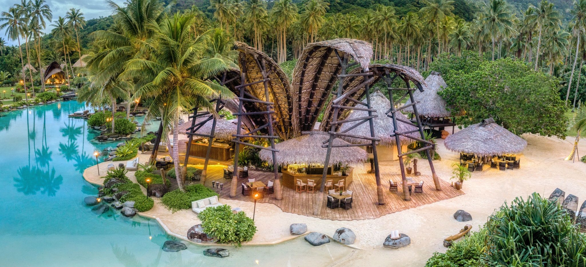 Beach Bar am Strand auf Laucala, Fiji