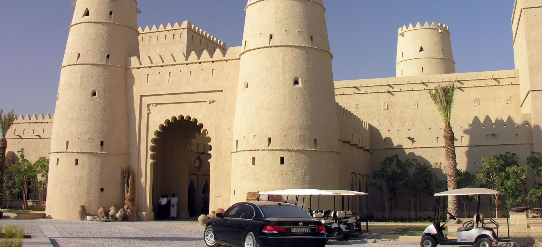 Innenhof des Anantara Qasr al Sarab